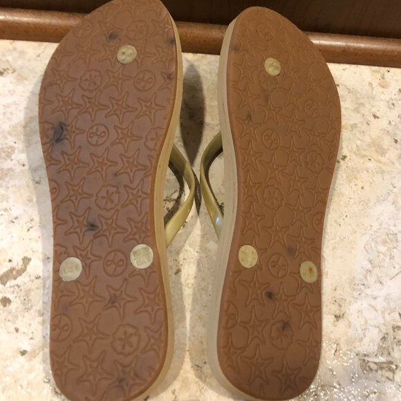 Lindsay Phillips Switch Flip Flops With Adorable Snap On Embellishment 7.5 - 8 - Picture 5 of 6
